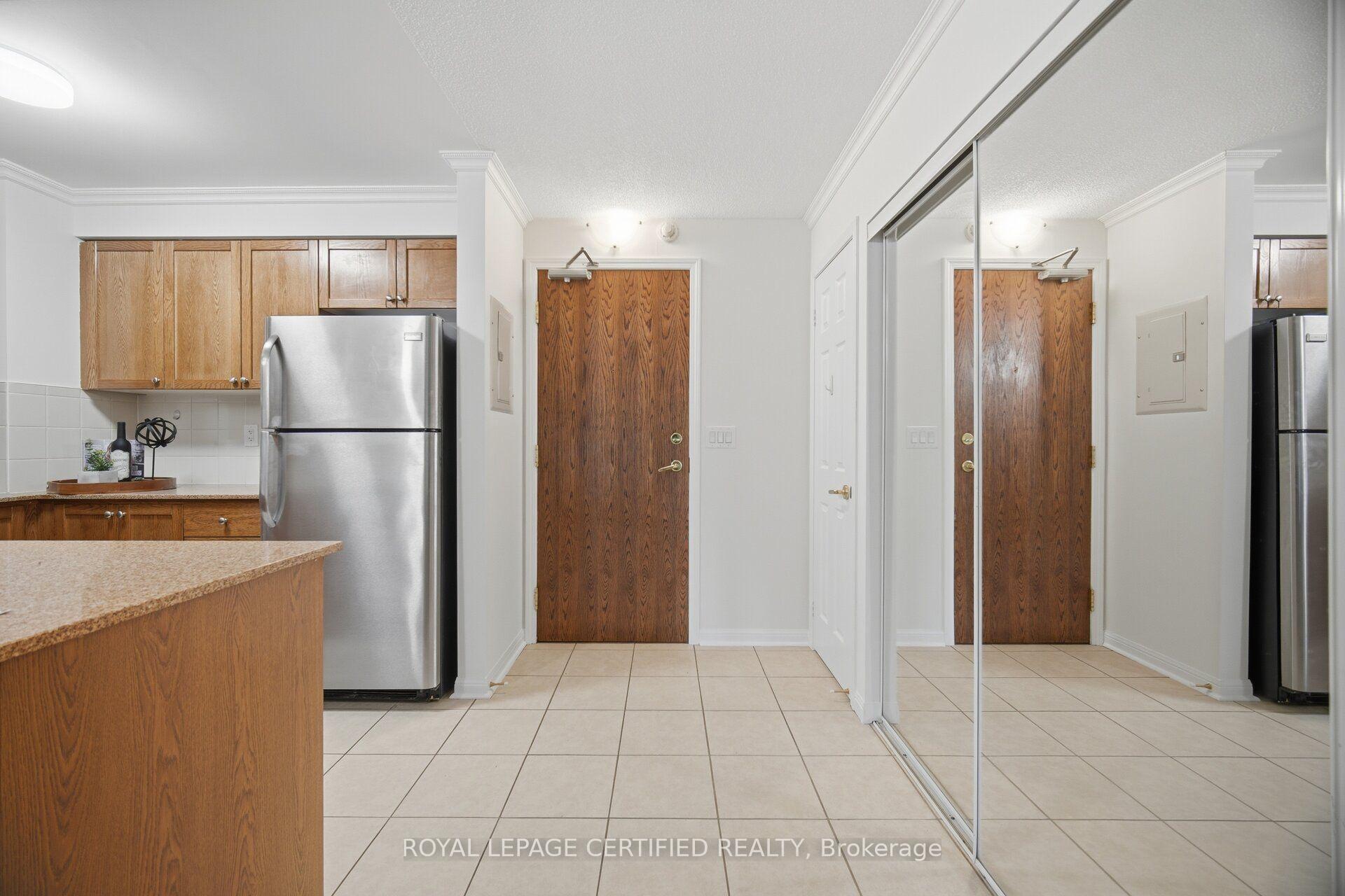 Photo 6 of Unit 106, 65 Via Rosedale, Brampton, Sandringham-Wellington — HOMEH