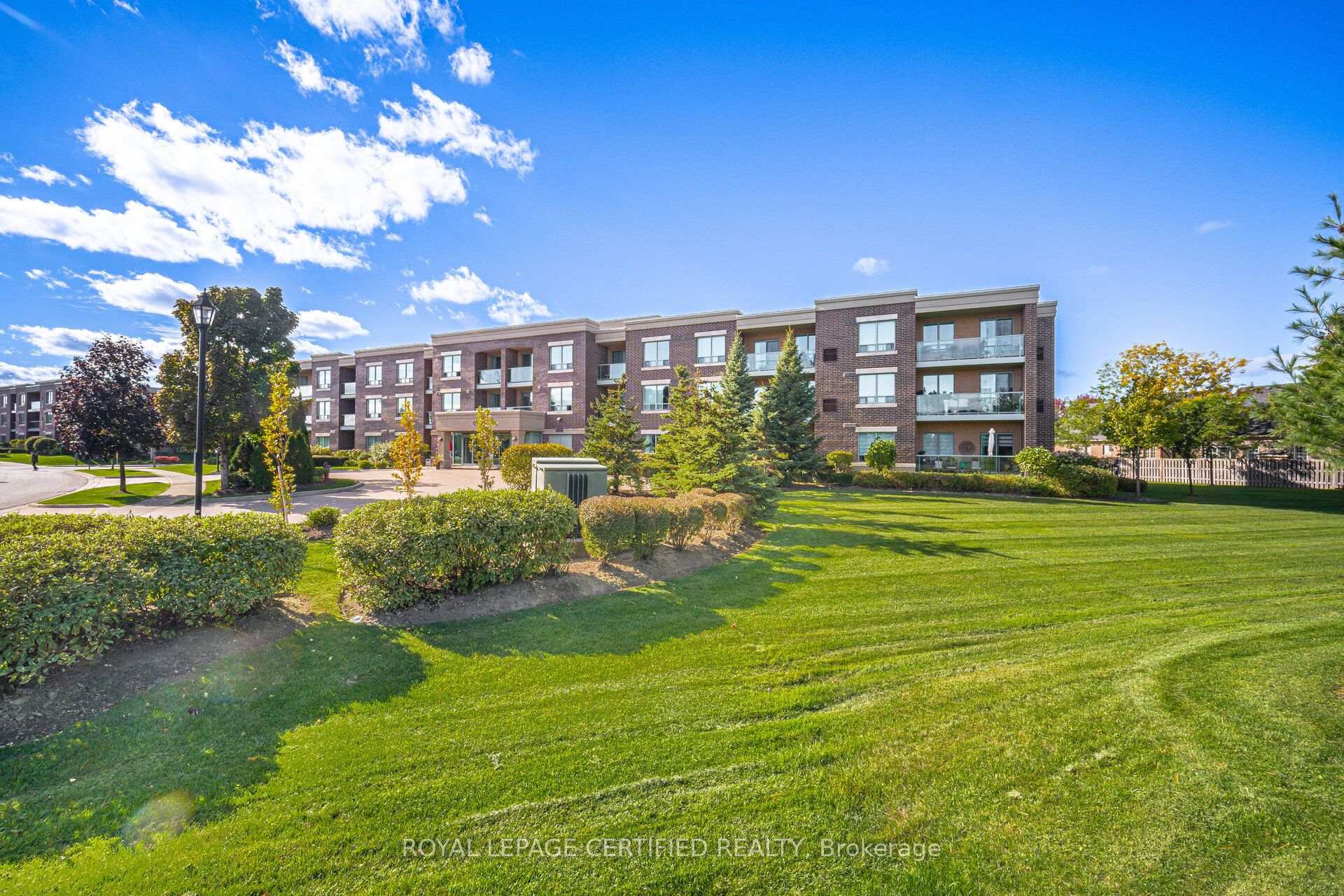 Photo 31 of Unit 106, 65 Via Rosedale, Brampton, Sandringham-Wellington — HOMEH