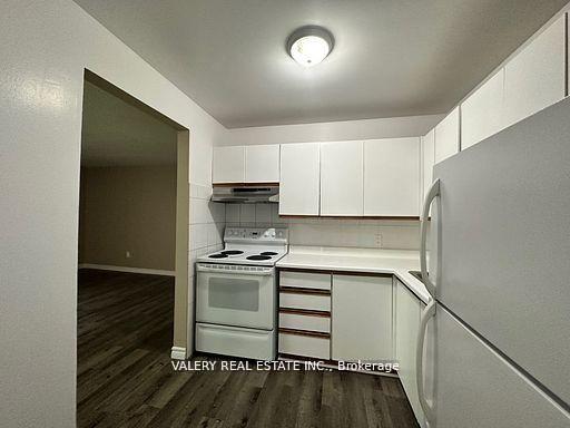 Photo 6 of Unit 12, 7 Lowndes Avenue, Georgina, Keswick South — HOMEH
