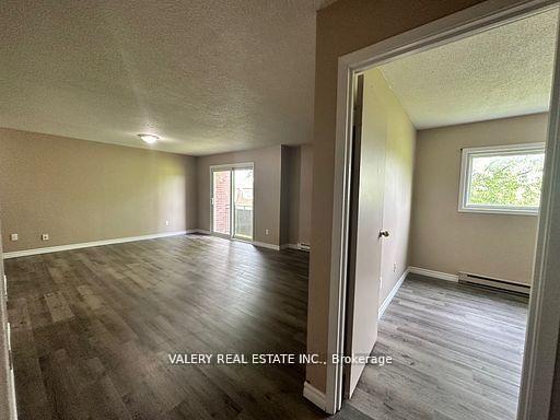 Photo 9 of Unit 12, 7 Lowndes Avenue, Georgina, Keswick South — HOMEH