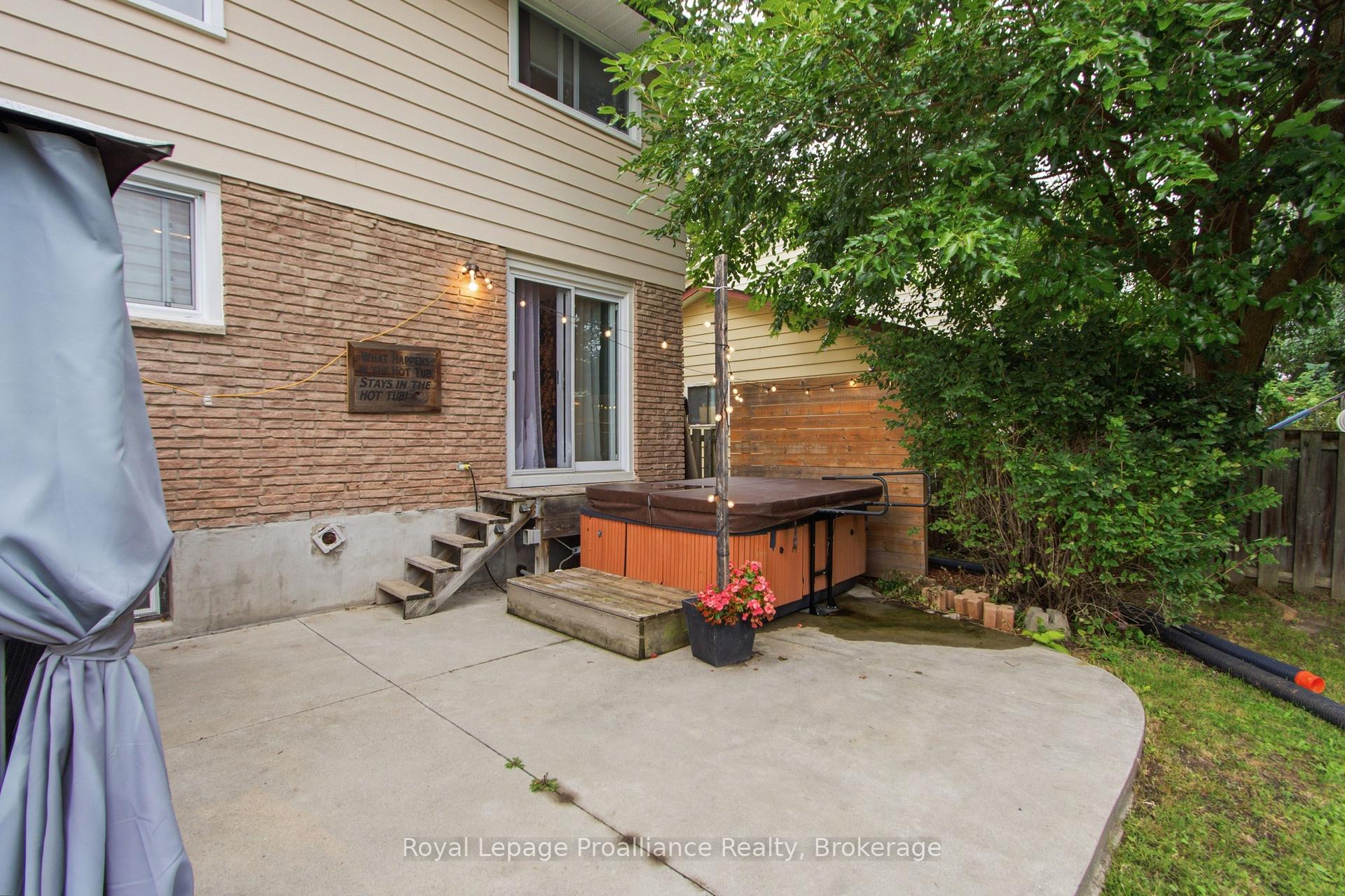 Photo 9 of 12 O'Neil Crescent, Quinte West, Trenton Ward — HOMEH