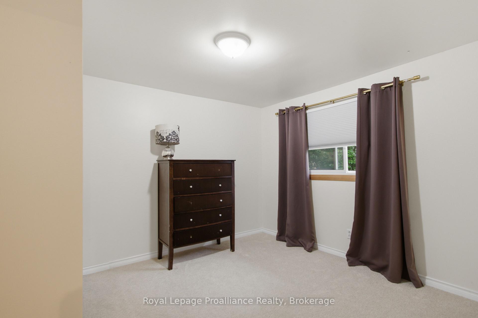 Photo 24 of 12 O'Neil Crescent, Quinte West, Trenton Ward — HOMEH