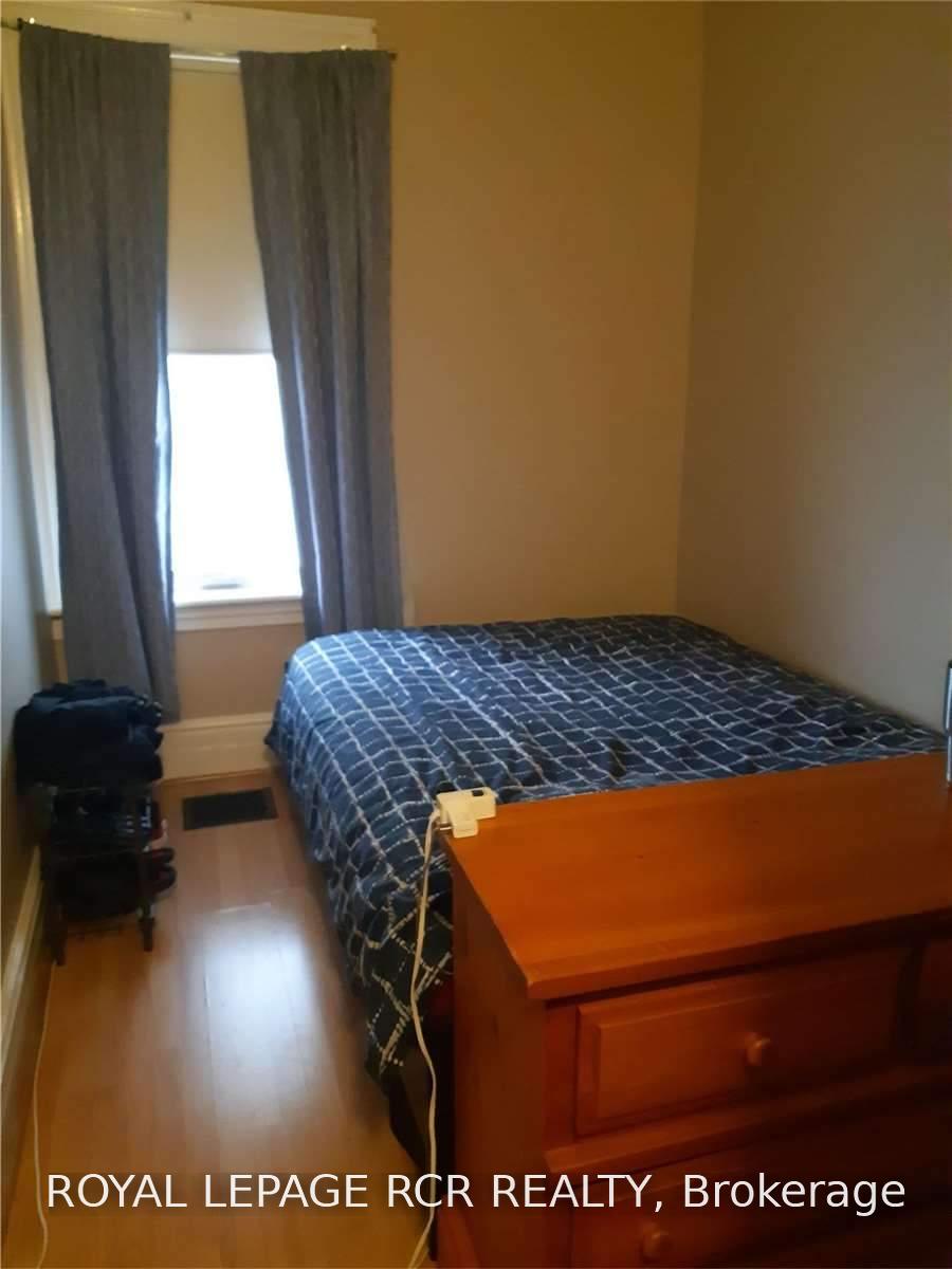 Photo 6 of Unit A, 50 Queen Street, Caledon, Bolton West — HOMEH