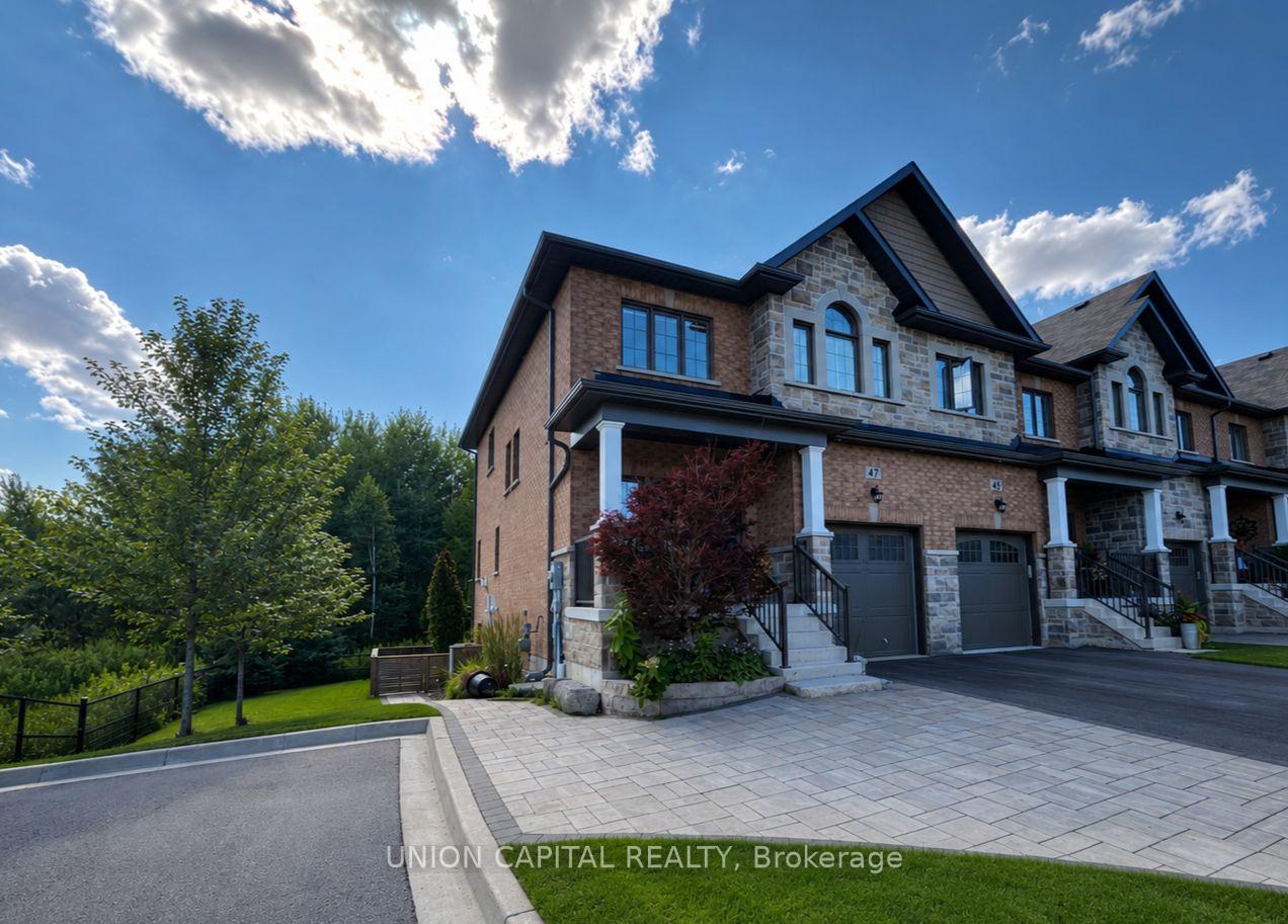 Front of 47 Gord Matthews Way
