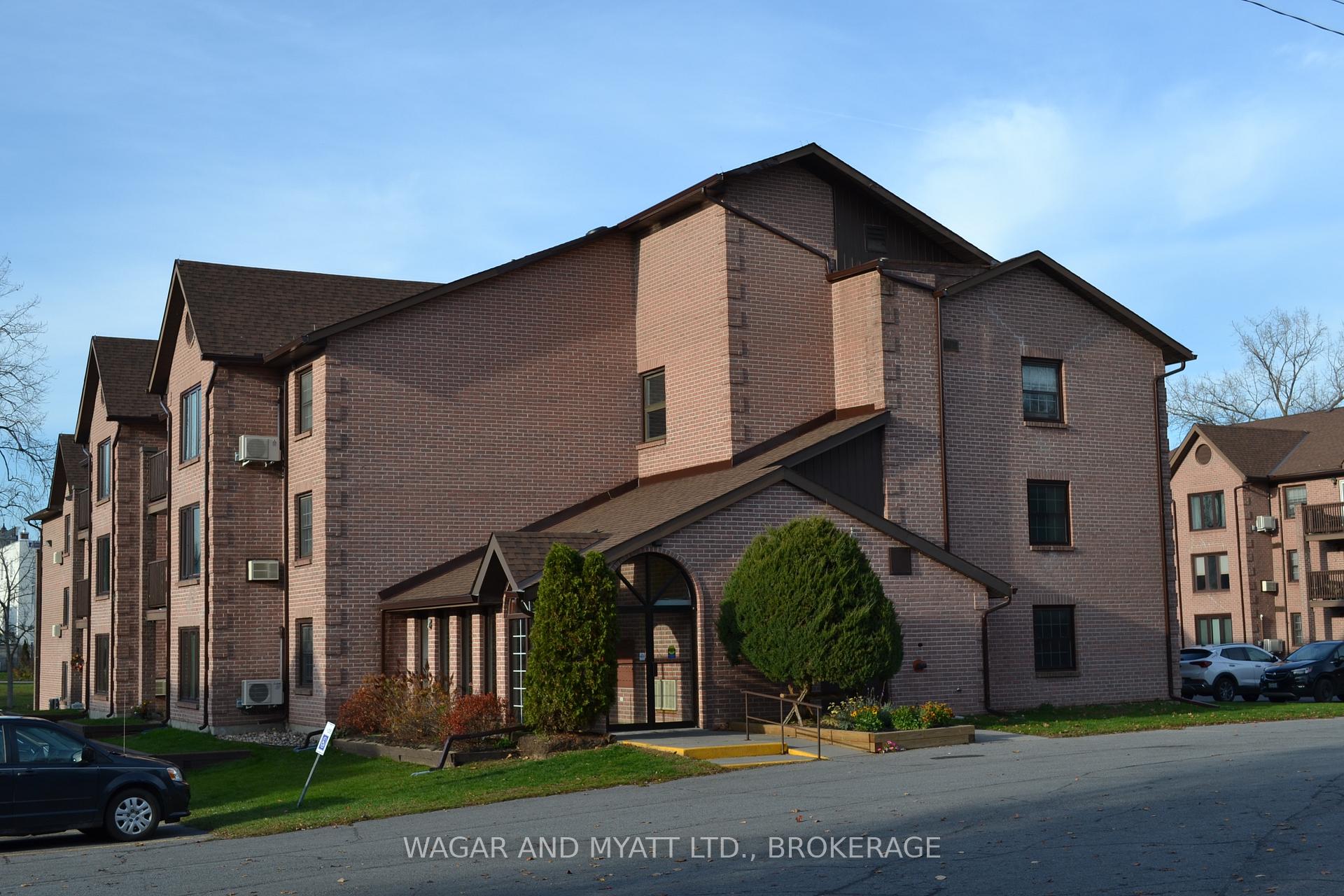 Photo 1 of Unit 305, 9 Centre Street S, Greater Napanee, Greater Napanee — HOMEH