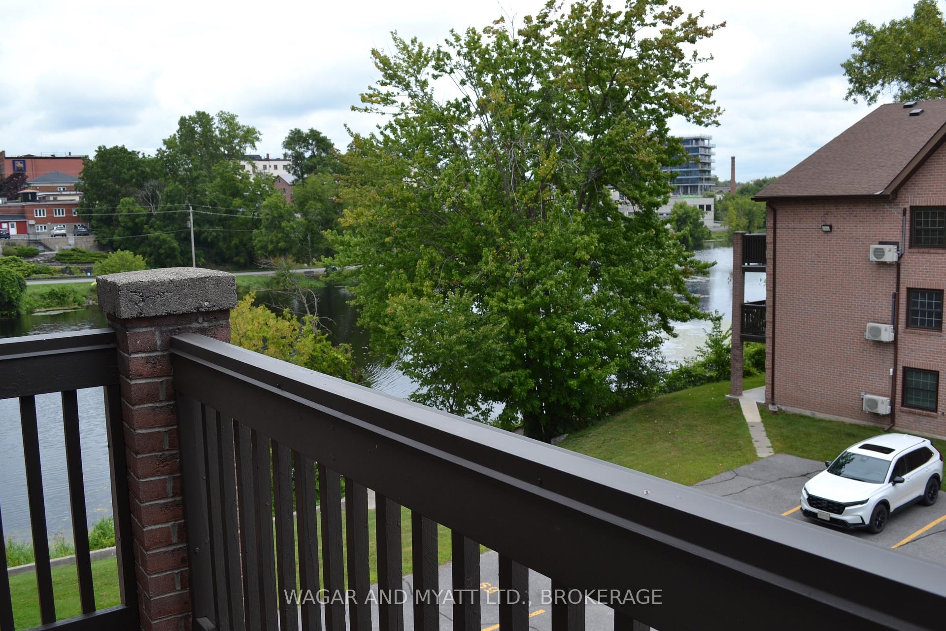 Photo 8 of Unit 305, 9 Centre Street S, Greater Napanee, Greater Napanee — HOMEH