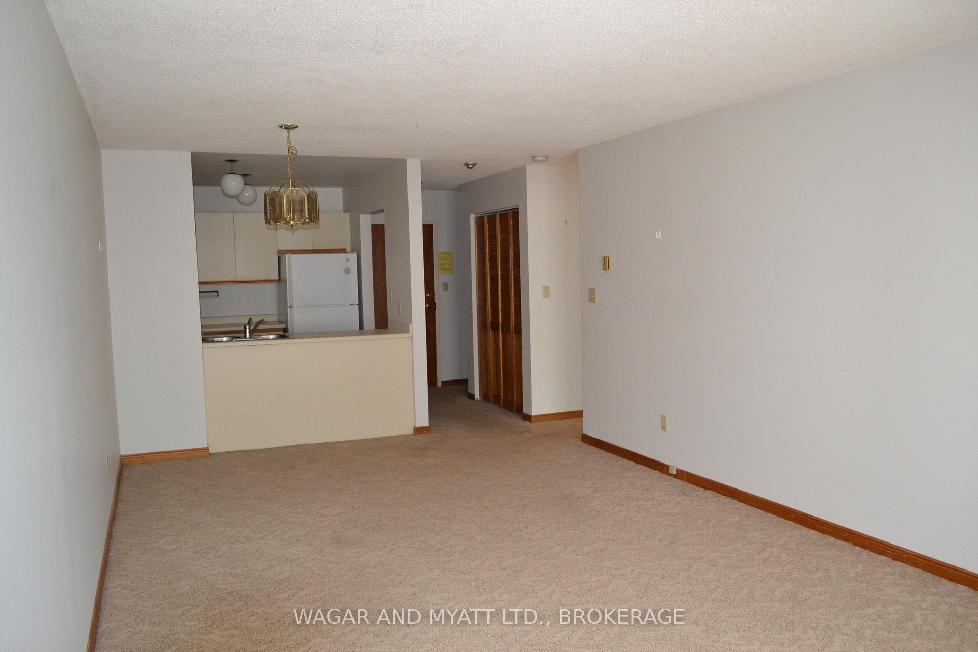 Photo 10 of Unit 305, 9 Centre Street S, Greater Napanee, Greater Napanee — HOMEH