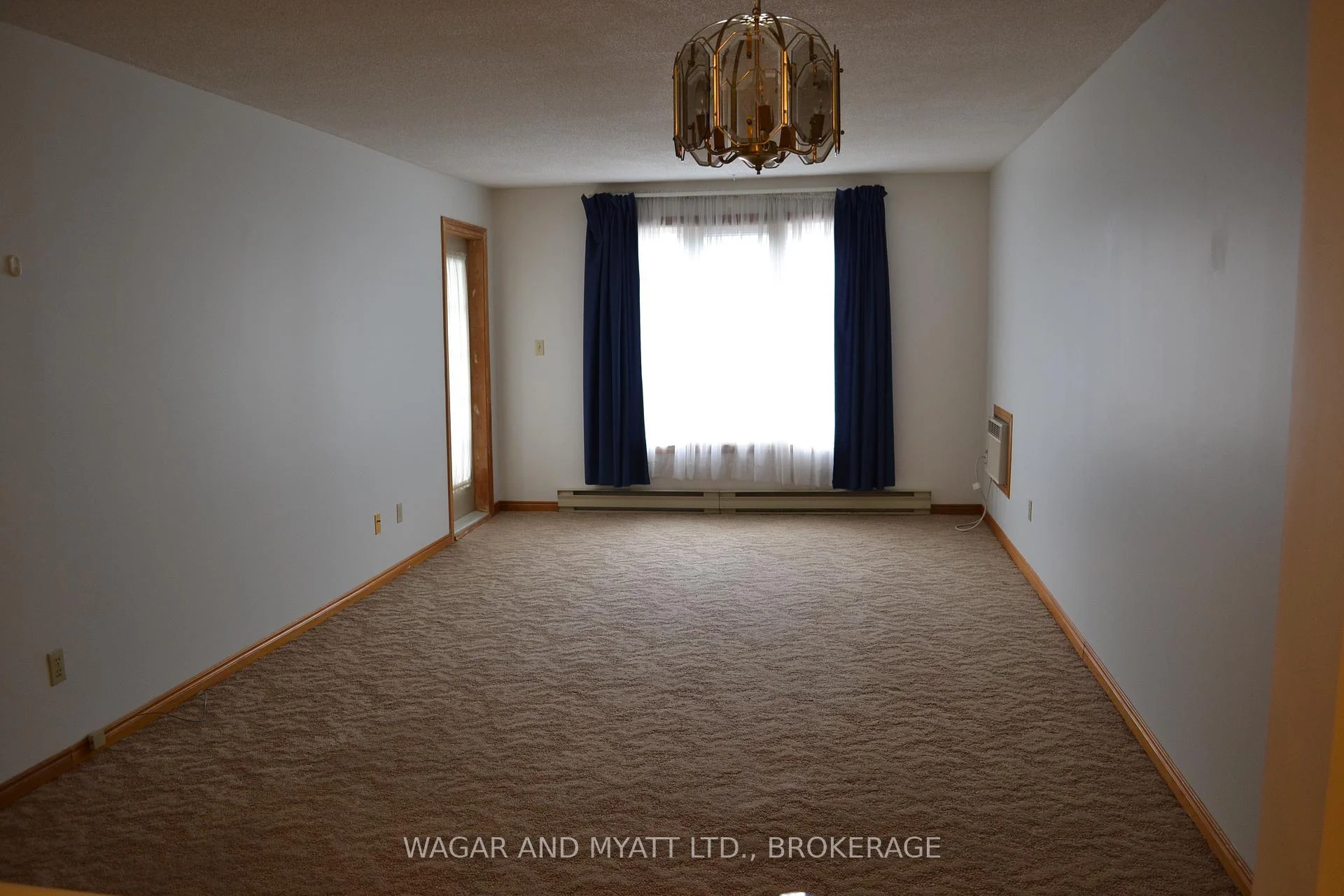 Photo 2 of Unit 305, 9 Centre Street S, Greater Napanee, Greater Napanee — HOMEH