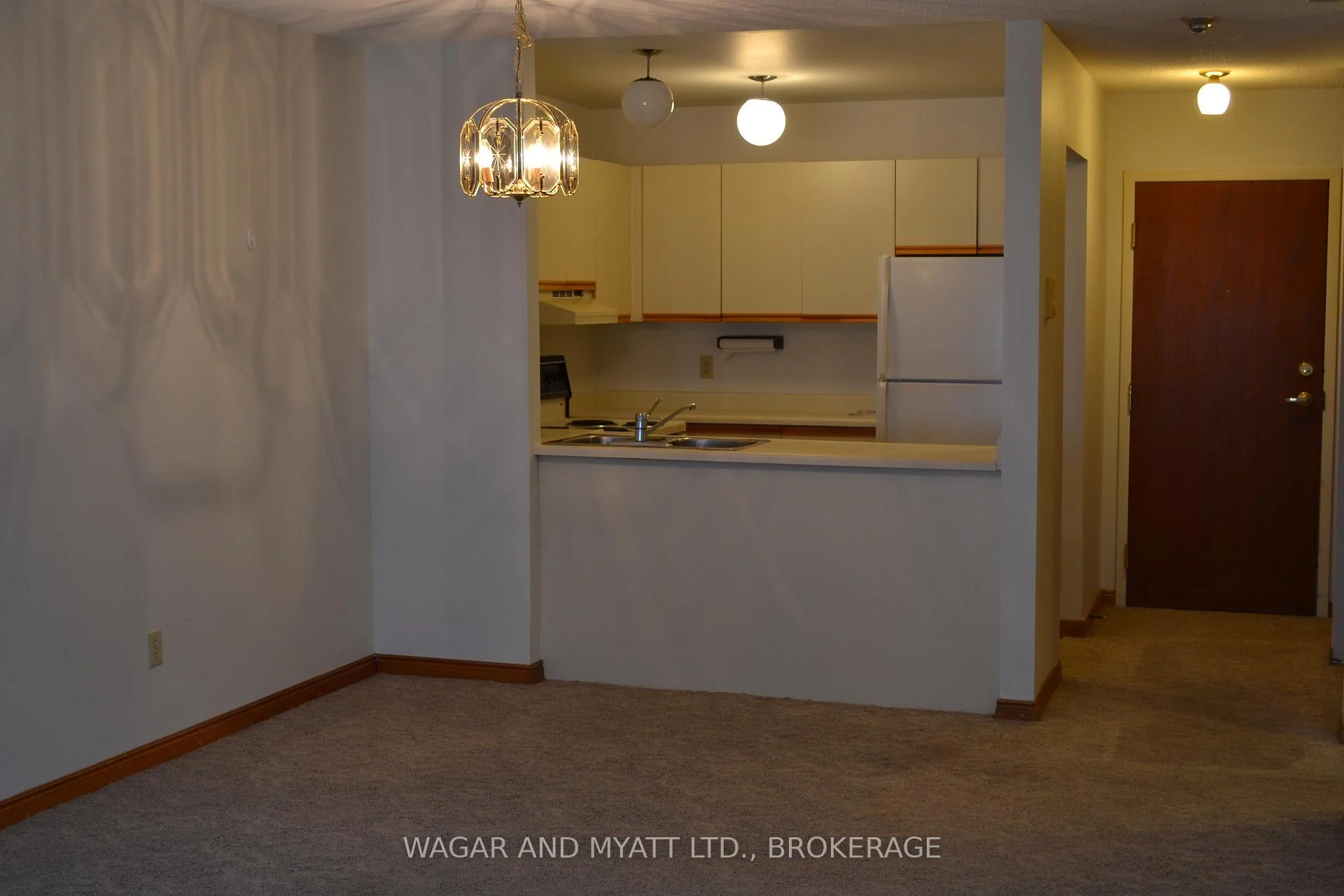 Photo 16 of Unit 305, 9 Centre Street S, Greater Napanee, Greater Napanee — HOMEH