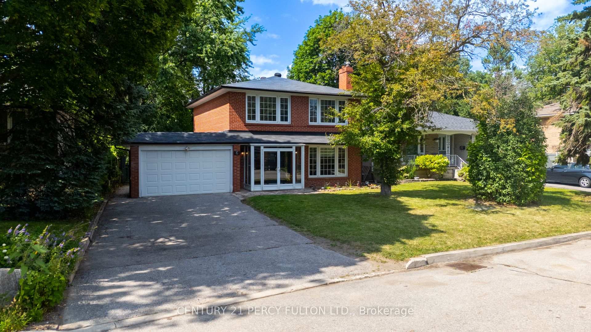 Front of 6 Donna Court
