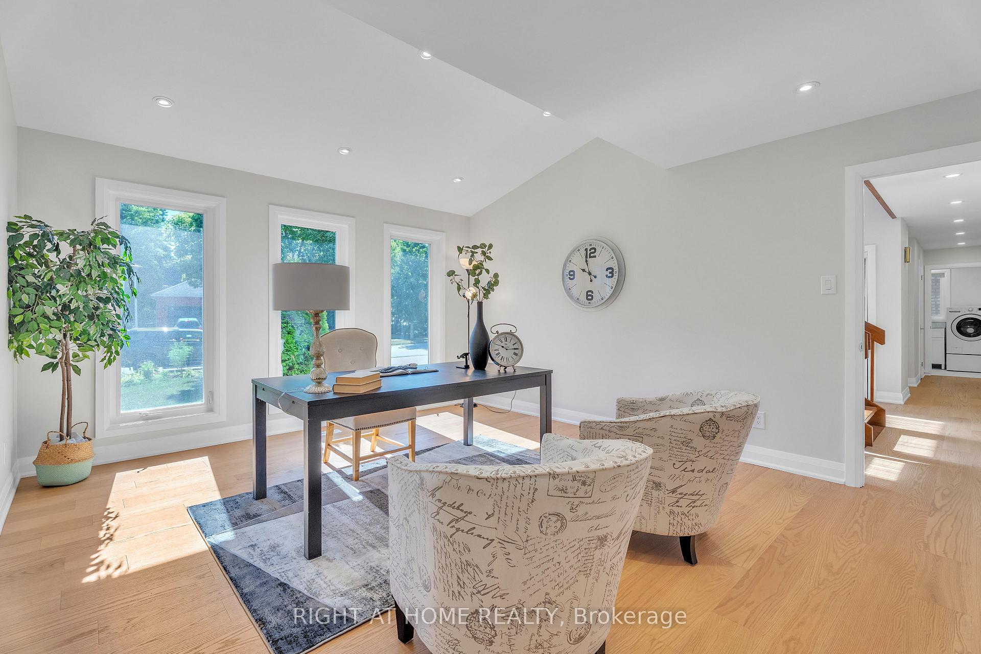 Photo 6 of 26 Grasmere Crescent, London, North A — HOMEH