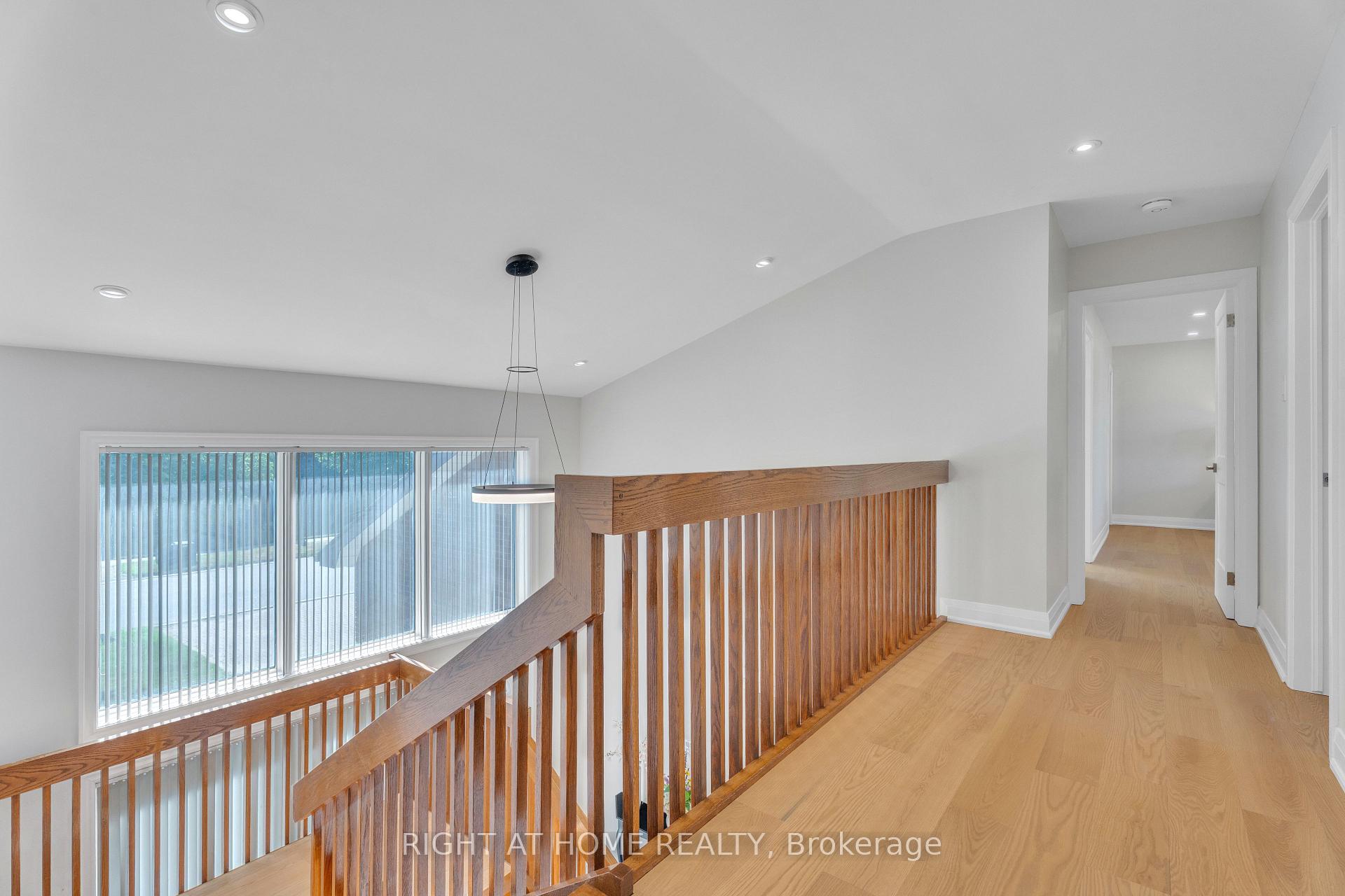 Photo 20 of 26 Grasmere Crescent, London, North A — HOMEH