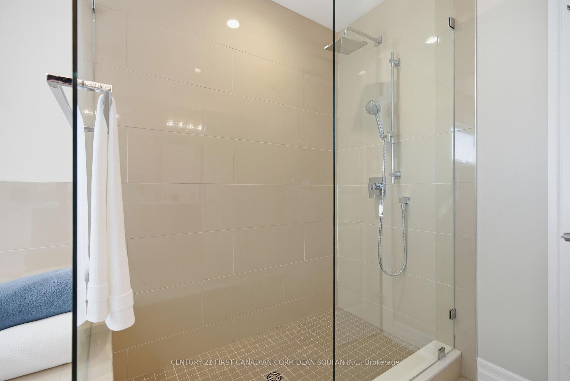 Photo 32 of 2225 Bakervilla Street, London, South V — HOMEH