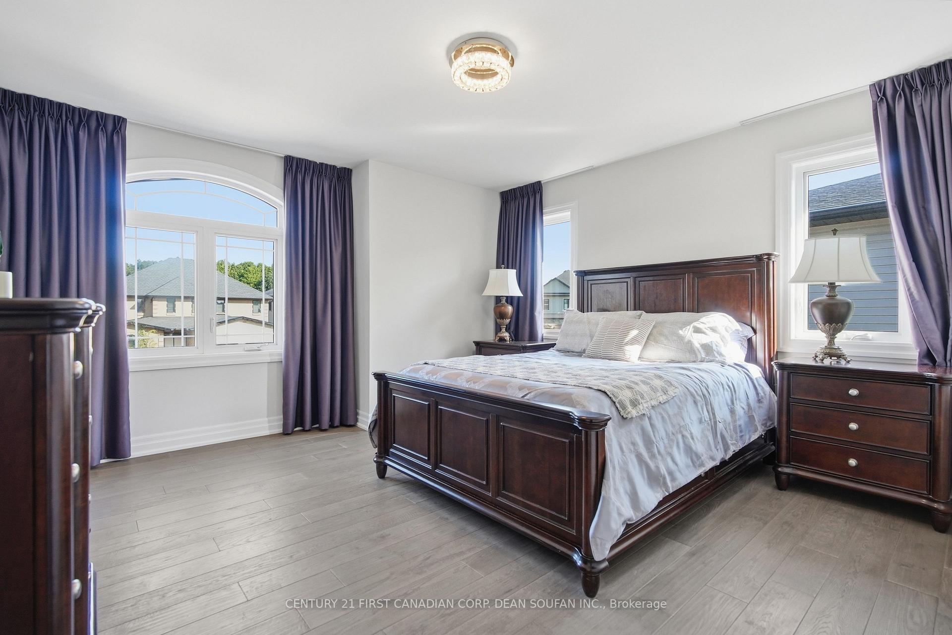 Photo 33 of 2225 Bakervilla Street, London, South V — HOMEH
