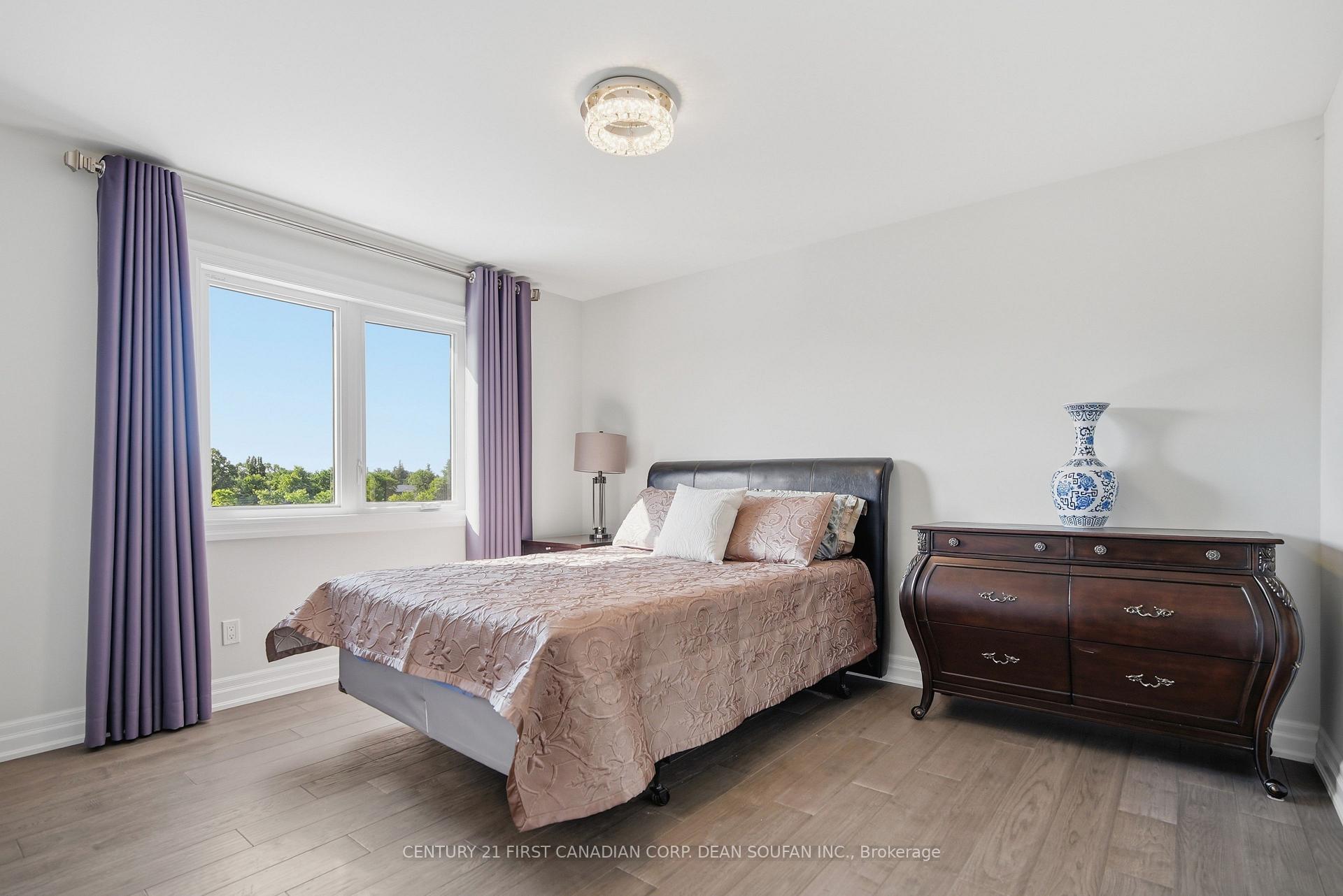 Photo 35 of 2225 Bakervilla Street, London, South V — HOMEH