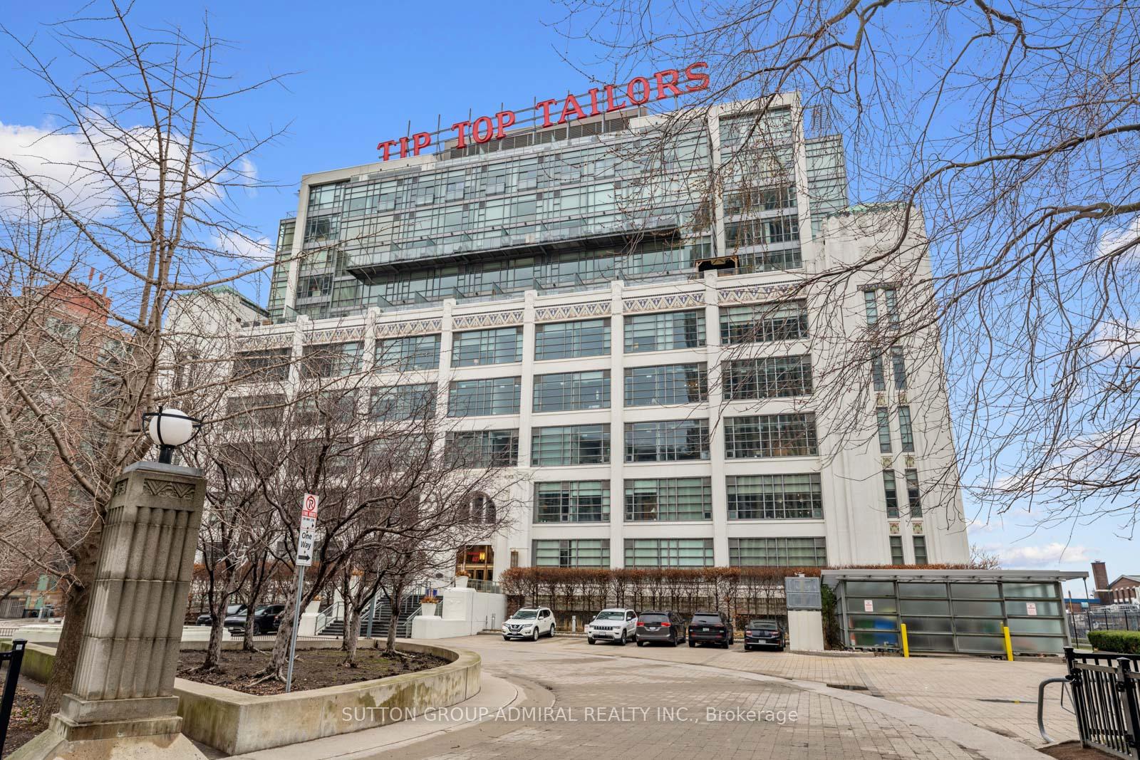 Front of Unit 434, 637 Lake Shore Boulevard W