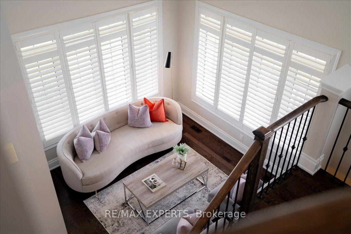 Photo 10 of 22 Travers Gate, Springwater, Centre Vespra — HOMEH