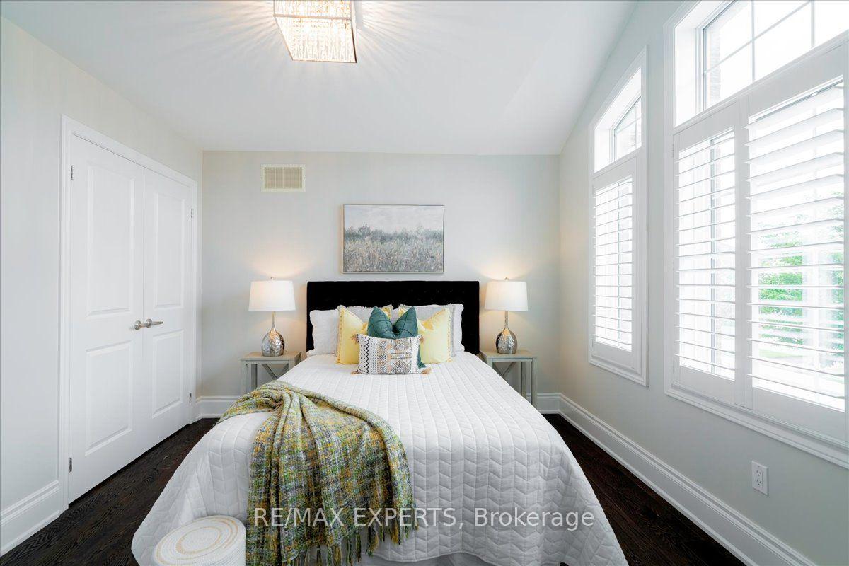 Photo 26 of 22 Travers Gate, Springwater, Centre Vespra — HOMEH