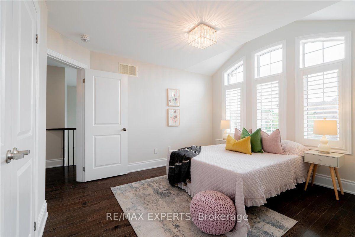 Photo 27 of 22 Travers Gate, Springwater, Centre Vespra — HOMEH
