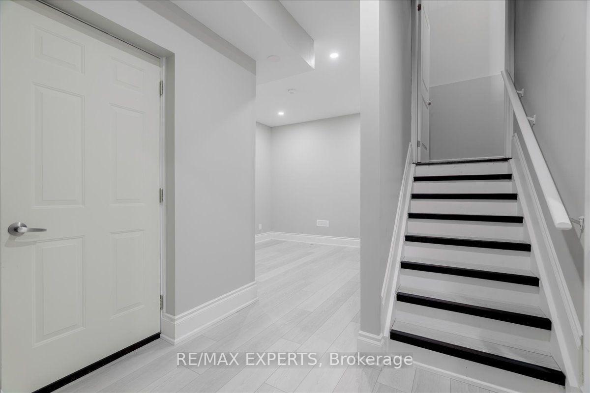 Photo 31 of 22 Travers Gate, Springwater, Centre Vespra — HOMEH