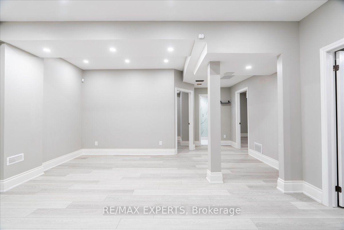 Photo 38 of 22 Travers Gate, Springwater, Centre Vespra — HOMEH