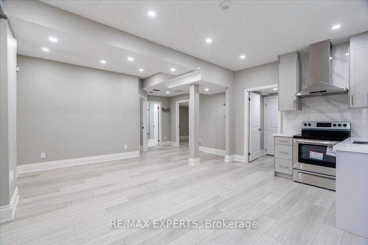 Photo 39 of 22 Travers Gate, Springwater, Centre Vespra — HOMEH