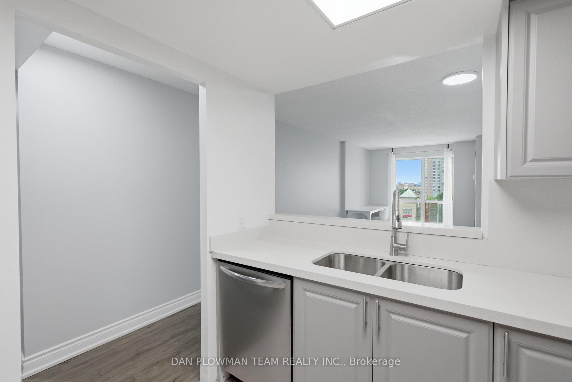 Photo 8 of Unit 913, 8 Lee Centre Drive, Scarborough, Woburn — HOMEH