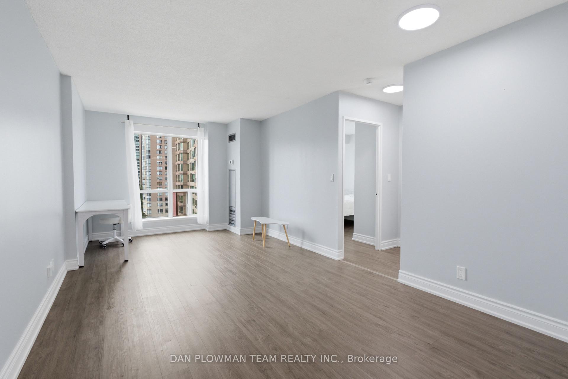 Photo 10 of Unit 913, 8 Lee Centre Drive, Scarborough, Woburn — HOMEH