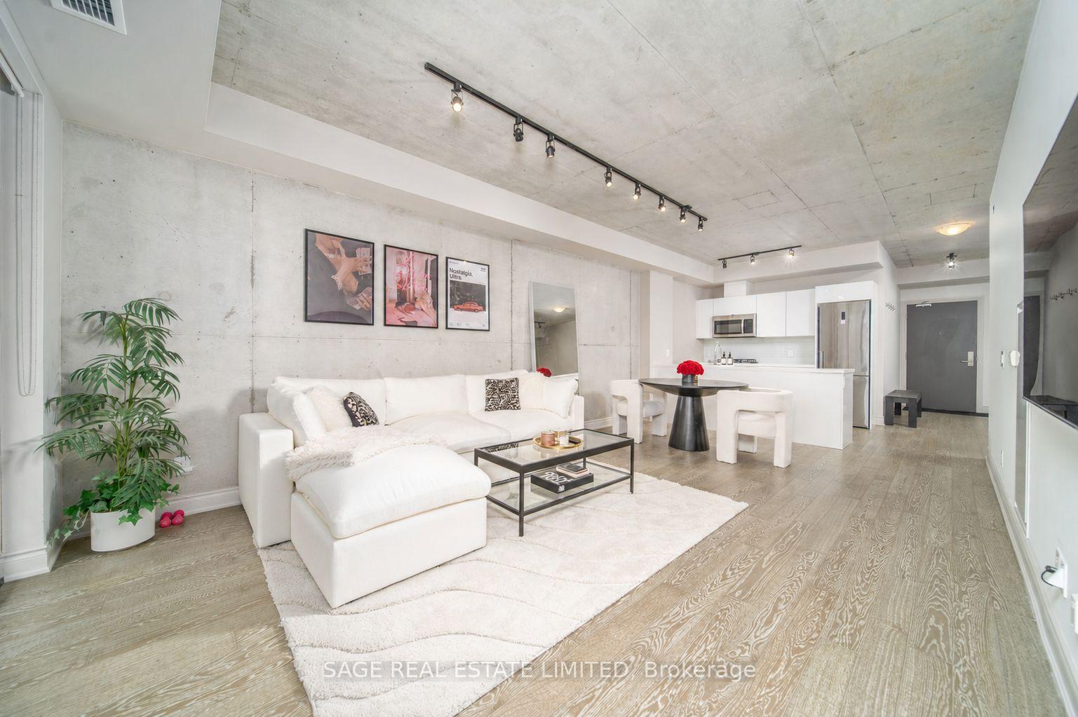 Photo of Unit 320, 608 Richmond Street W