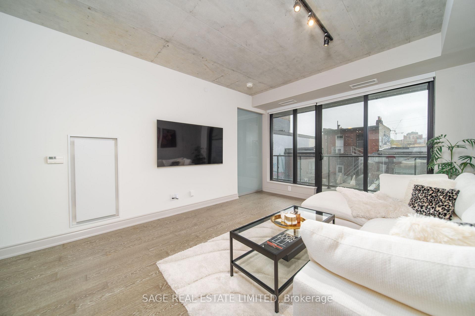 Photo 5 of Unit 320, 608 Richmond Street W, Toronto, Waterfront Communities — HOMEH