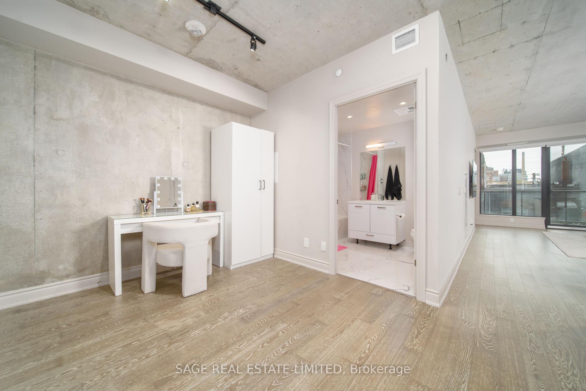 Photo 11 of Unit 320, 608 Richmond Street W, Toronto, Waterfront Communities — HOMEH