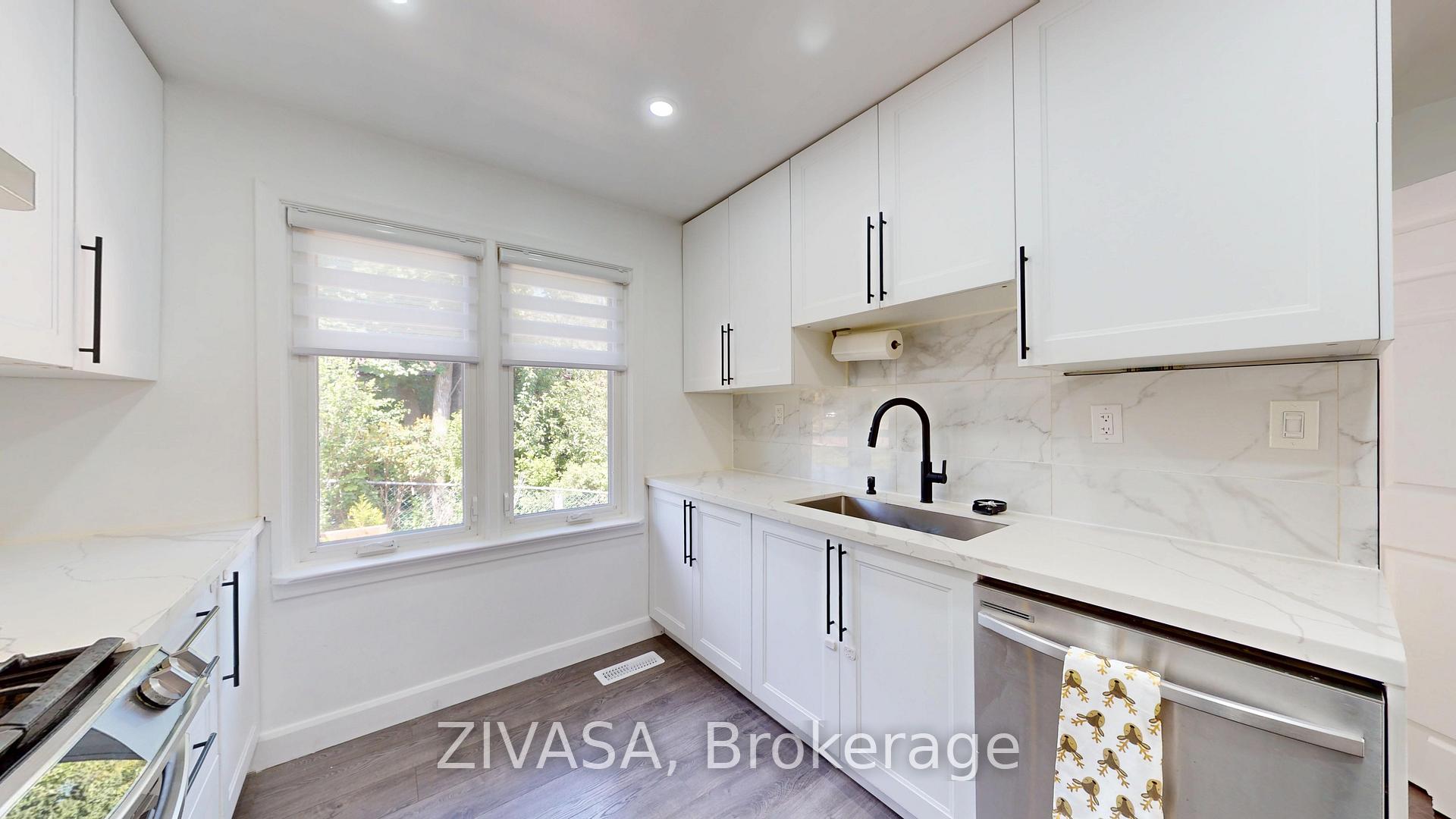 Photo 8 of 125 Jeffcoat Drive, Etobicoke, West Humber-Clairville — HOMEH
