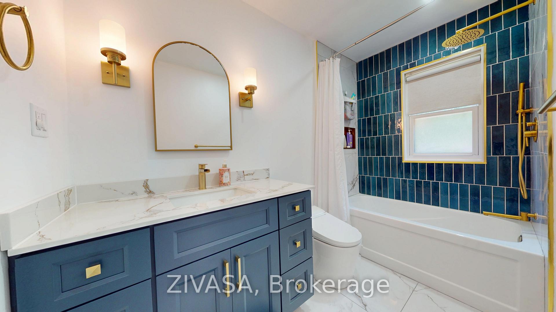 Photo 16 of 125 Jeffcoat Drive, Etobicoke, West Humber-Clairville — HOMEH