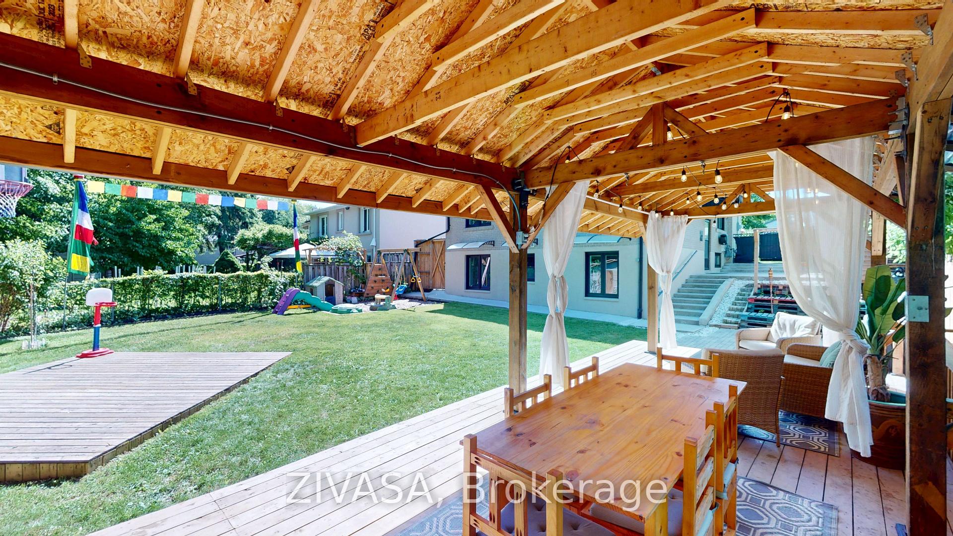 Photo 37 of 125 Jeffcoat Drive, Etobicoke, West Humber-Clairville — HOMEH