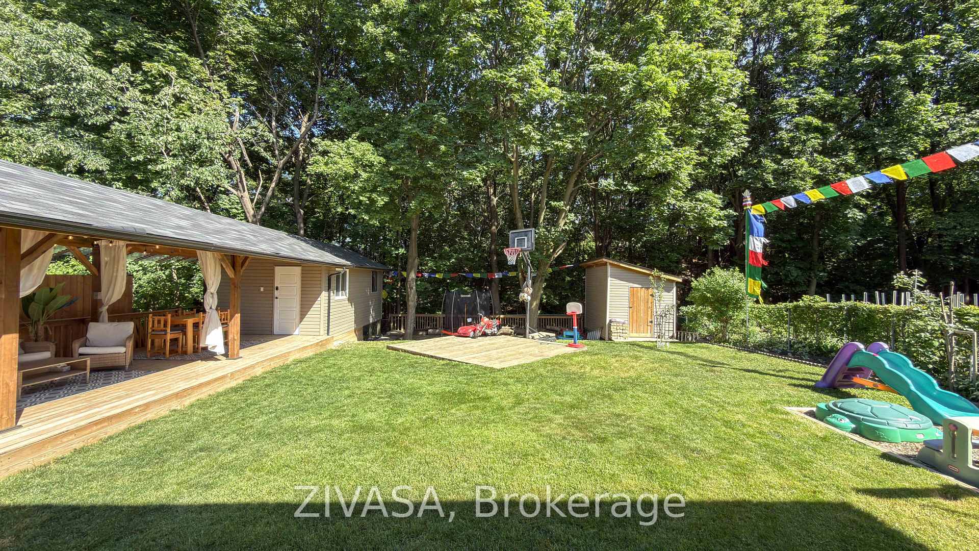 Photo 46 of 125 Jeffcoat Drive, Etobicoke, West Humber-Clairville — HOMEH