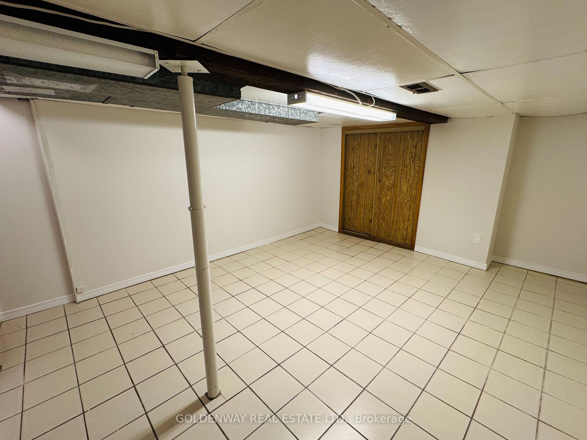 Photo 19 of 327 Springdale Boulevard, Toronto, Danforth Village-East York — HOMEH