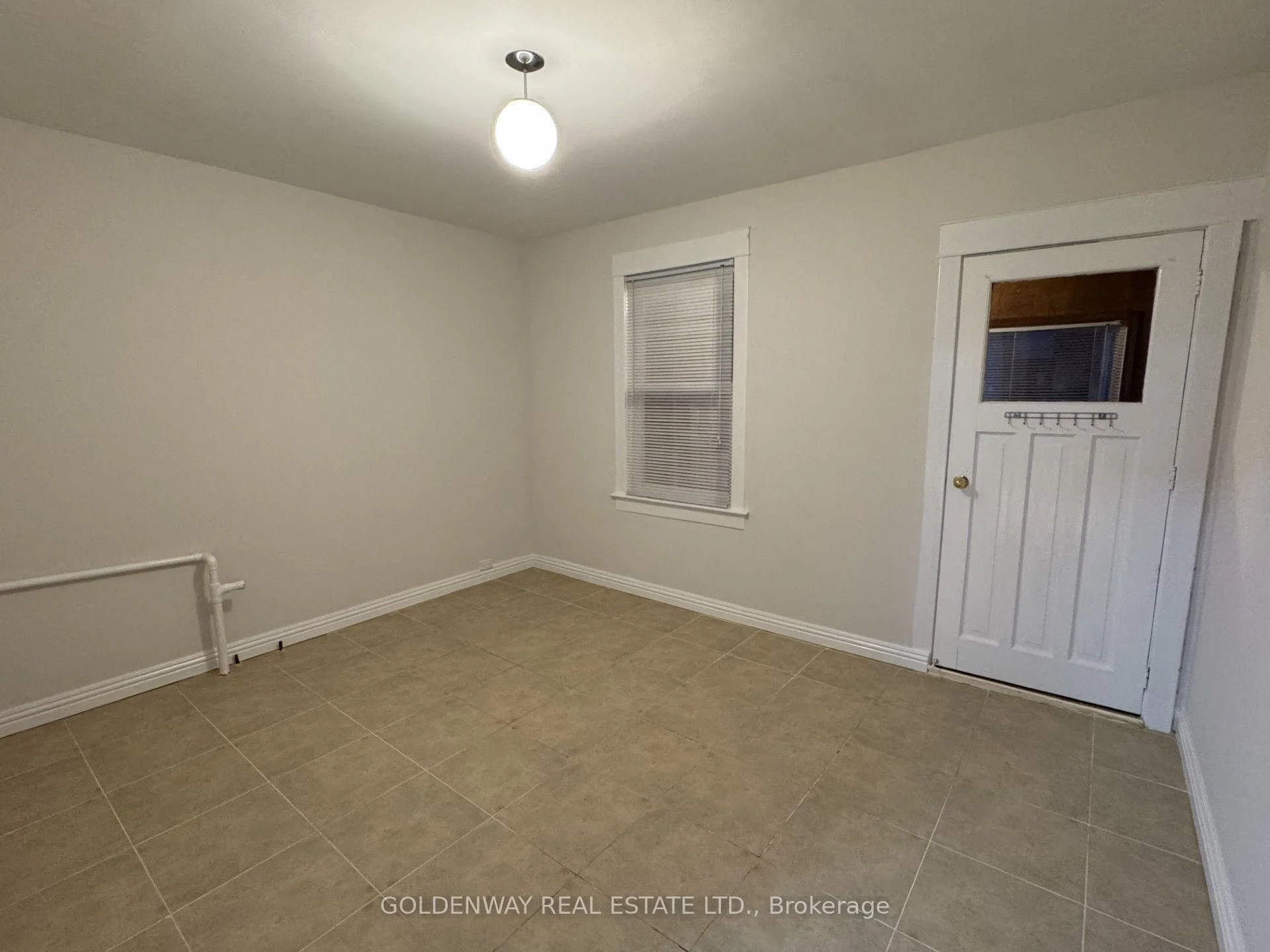 Photo 24 of 327 Springdale Boulevard, Toronto, Danforth Village-East York — HOMEH