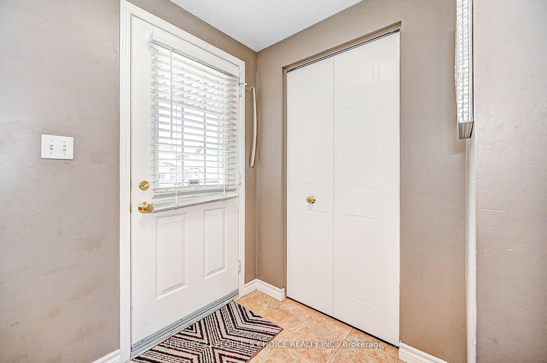 Photo 7 of 155 Prosperity Drive, Kitchener, Larentian West — HOMEH