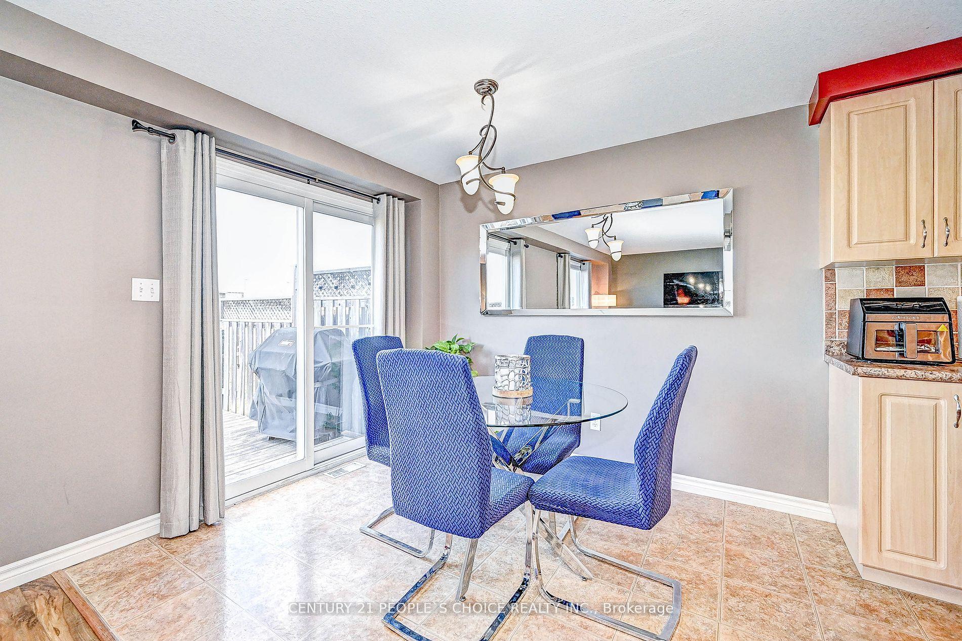 Photo 8 of 155 Prosperity Drive, Kitchener, Larentian West — HOMEH