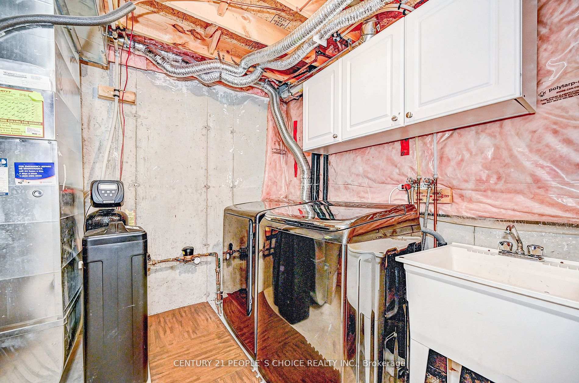 Photo 13 of 155 Prosperity Drive, Kitchener, Larentian West — HOMEH