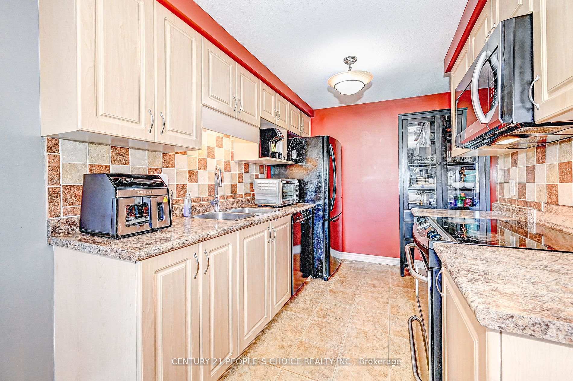 Photo 15 of 155 Prosperity Drive, Kitchener, Larentian West — HOMEH
