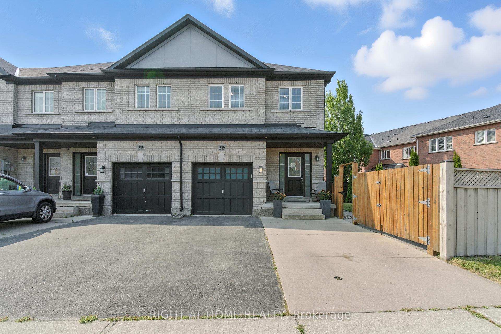Photo 2 of 215 Canada Drive, Vaughan, Vellore Village — HOMEH