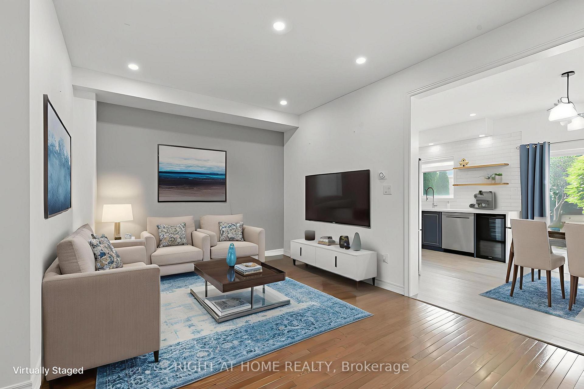 Photo 6 of 215 Canada Drive, Vaughan, Vellore Village — HOMEH