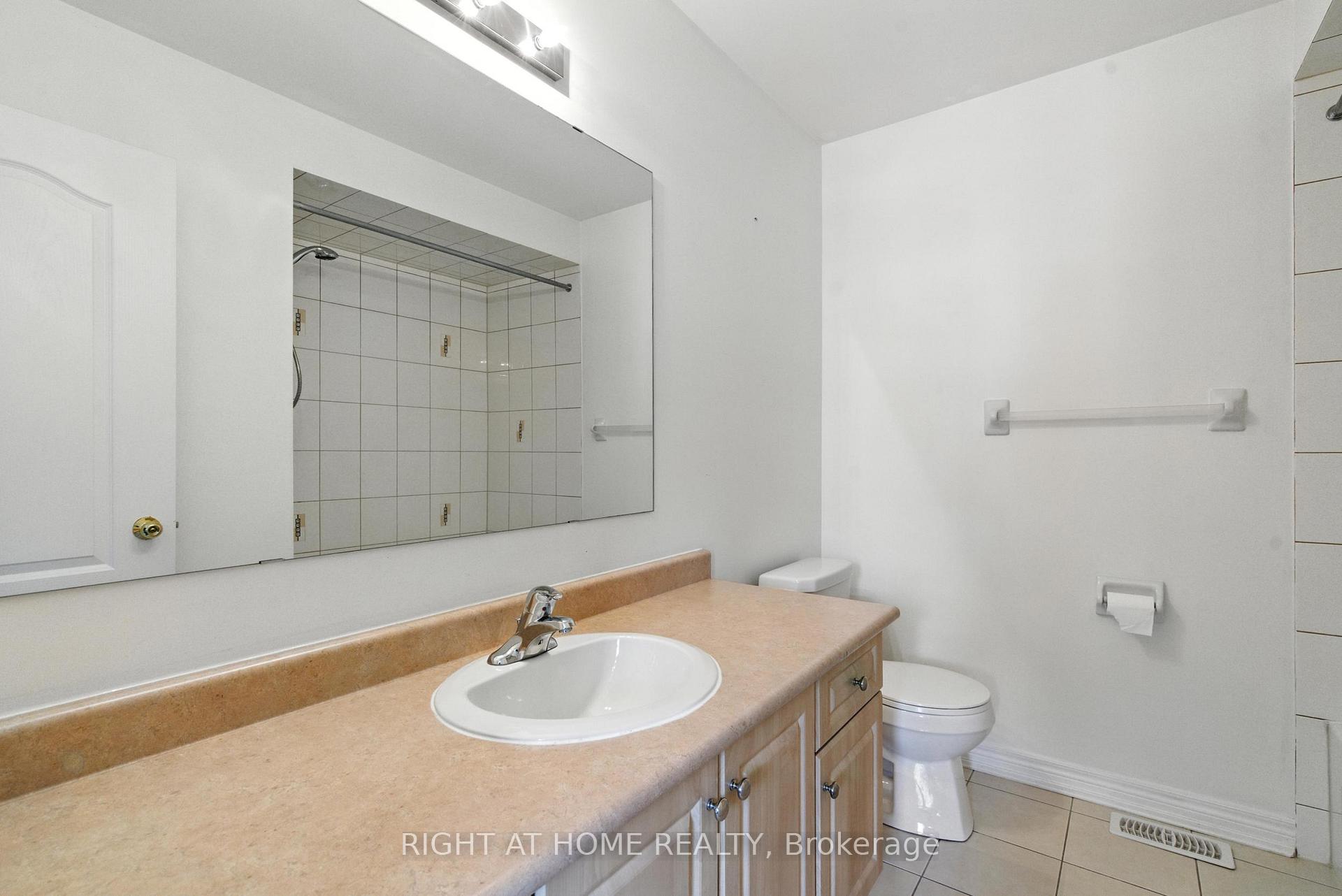Photo 21 of 215 Canada Drive, Vaughan, Vellore Village — HOMEH
