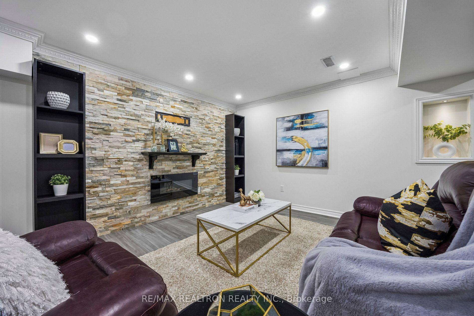 Photo 55 of 9 Kimono Crescent, Richmond Hill, Rouge Woods — HOMEH