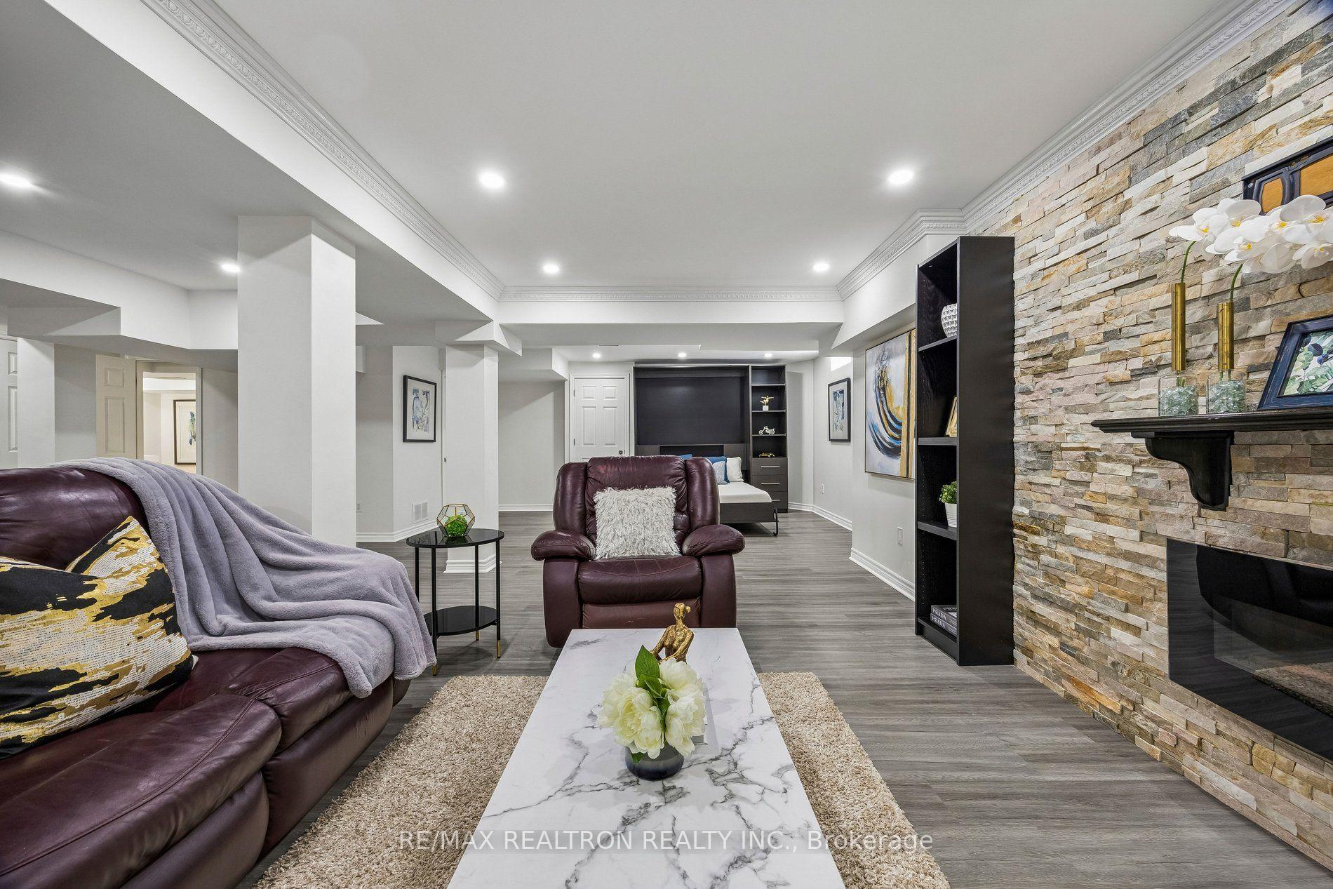 Photo 56 of 9 Kimono Crescent, Richmond Hill, Rouge Woods — HOMEH