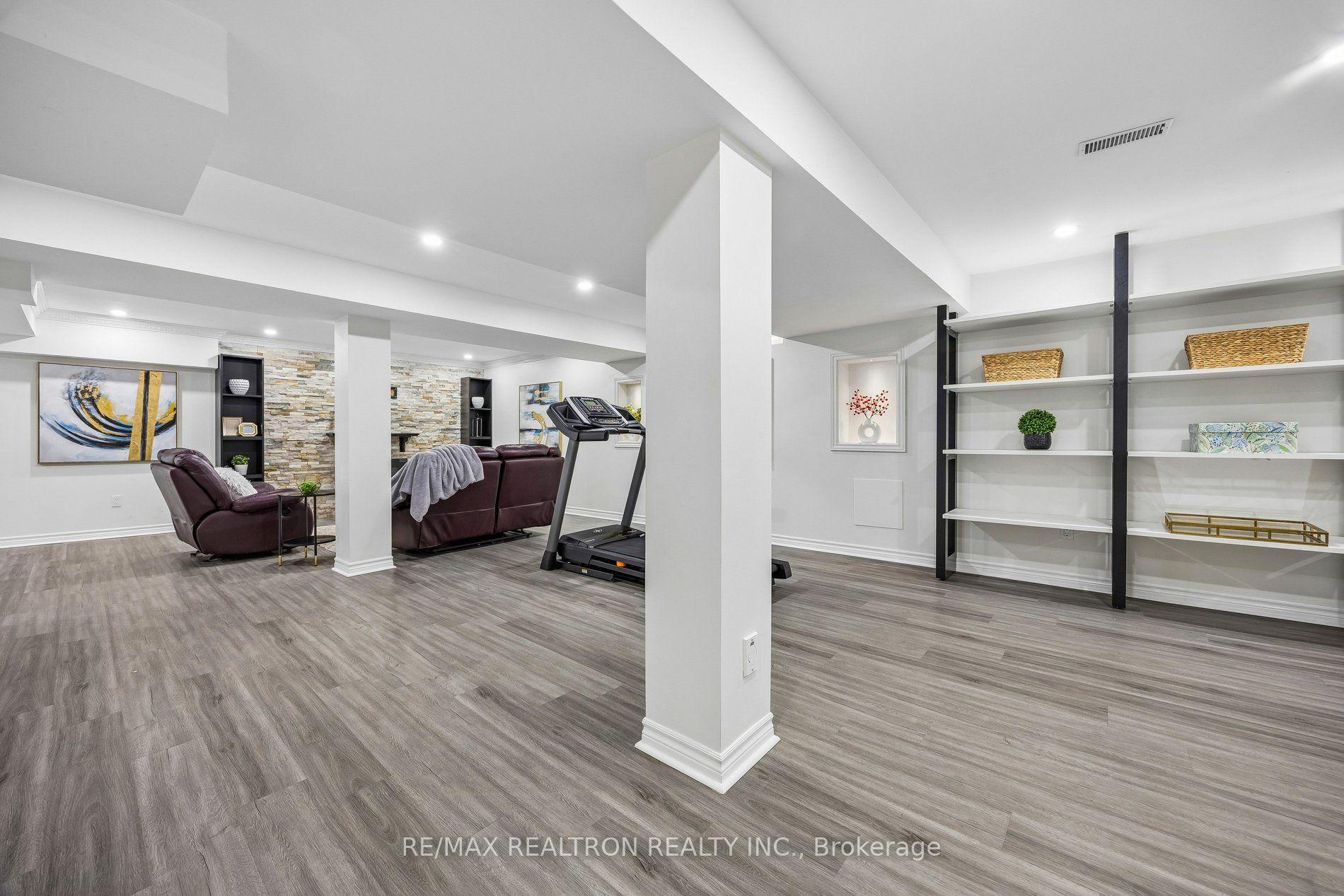 Photo 58 of 9 Kimono Crescent, Richmond Hill, Rouge Woods — HOMEH