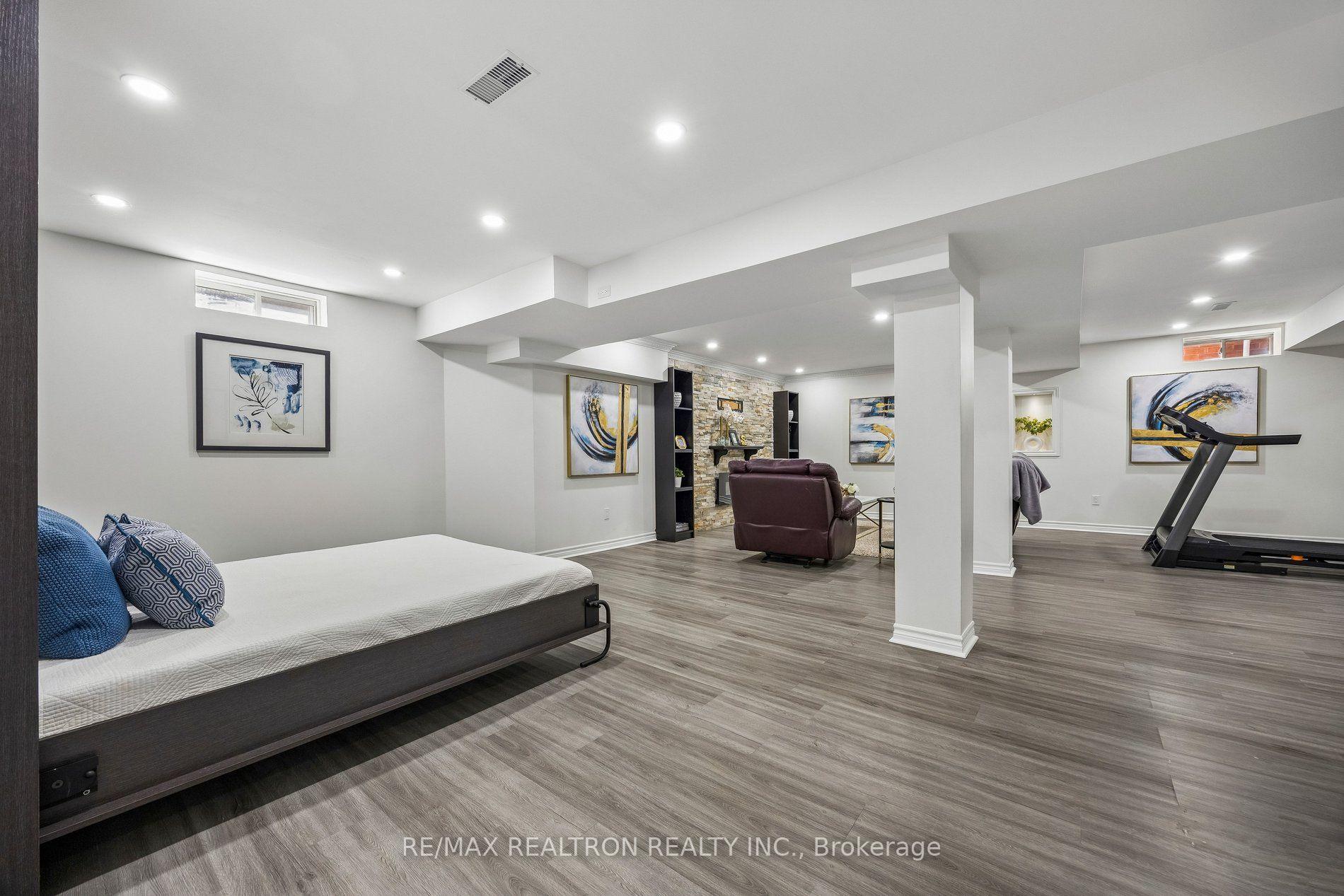 Photo 63 of 9 Kimono Crescent, Richmond Hill, Rouge Woods — HOMEH