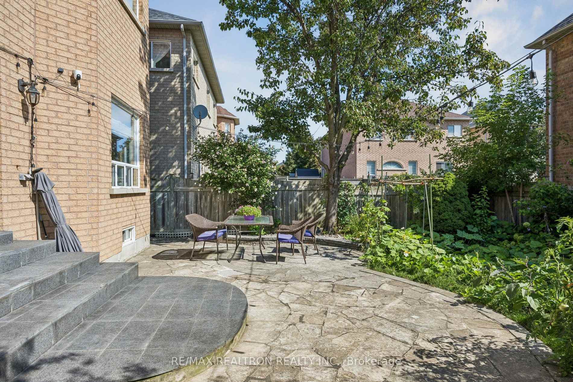 Photo 69 of 9 Kimono Crescent, Richmond Hill, Rouge Woods — HOMEH