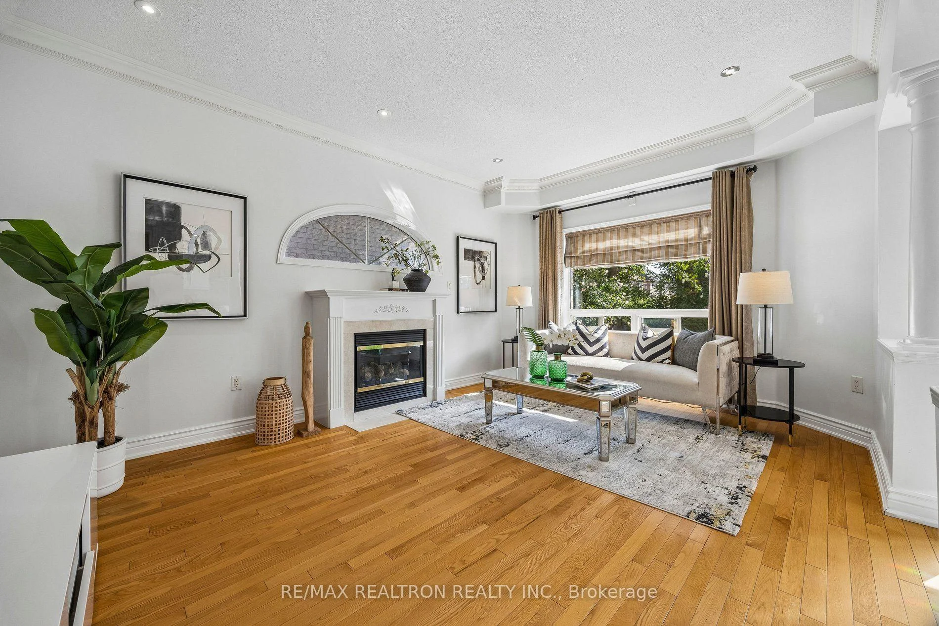 Photo 15 of 9 Kimono Crescent, Richmond Hill, Rouge Woods — HOMEH